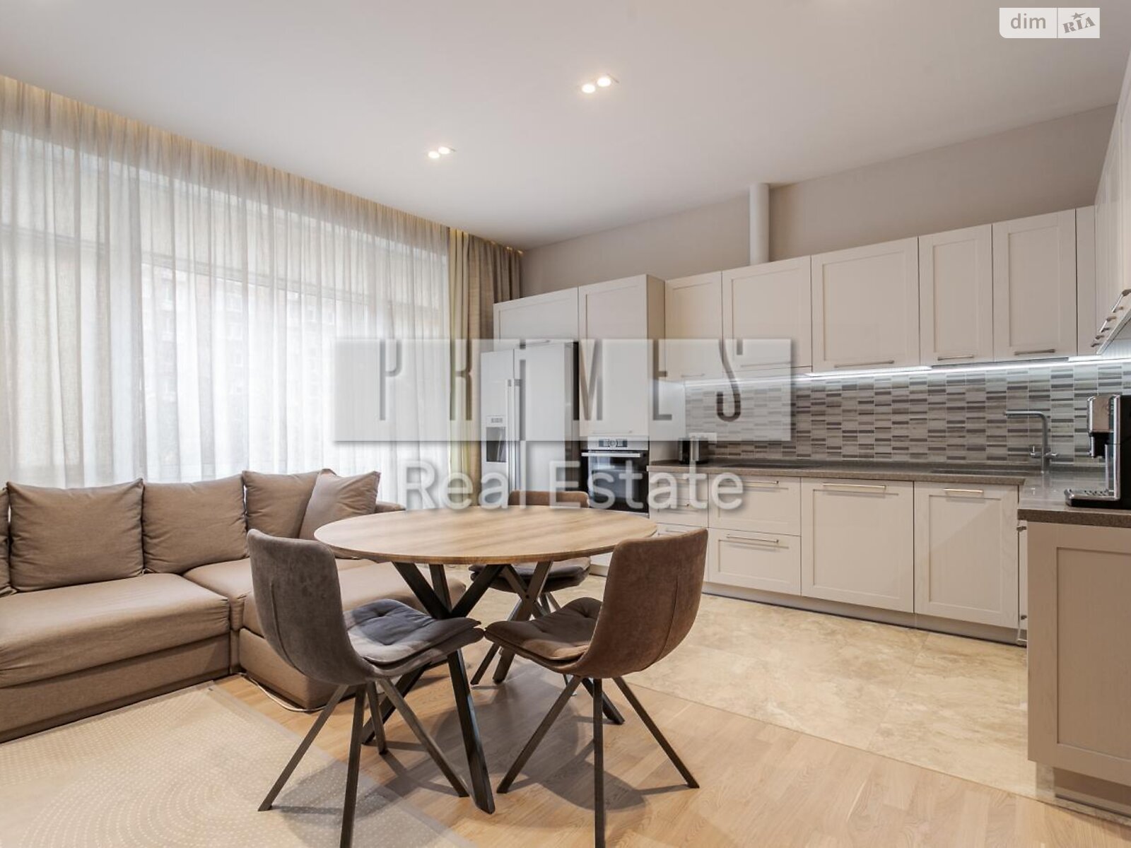 Продажа трехкомнатной квартиры в Киеве, на ул. Антоновича 131, район Новое строение фото 1 Продажа трехкомнатной квартиры в Киеве, на ул. Антоновича 131, район Новое строение фото 1