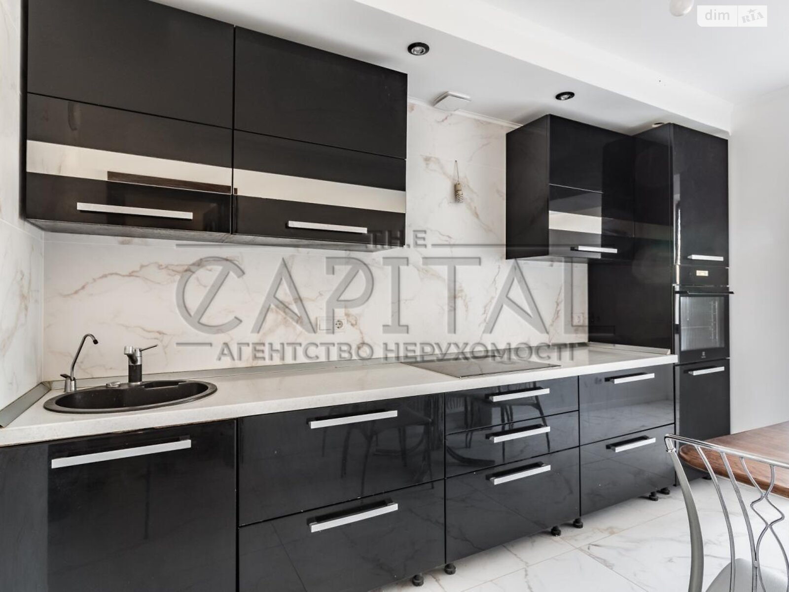 Продажа трехкомнатной квартиры в Киеве, на ул. Антоновича 122, район Новое строение фото 1 Продажа трехкомнатной квартиры в Киеве, на ул. Антоновича 122, район Новое строение фото 1