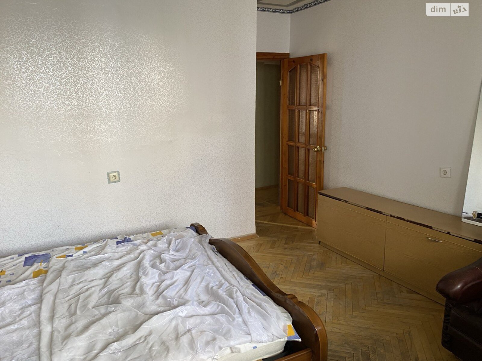 Продаж трикімнатної квартири в Києві, на вул. Антоновича 160, район Нова забудова фото 1 Продаж трикімнатної квартири в Києві, на вул. Антоновича 160, район Нова забудова фото 1