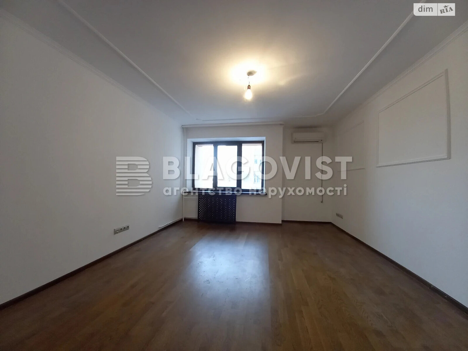 Продажа трехкомнатной квартиры в Киеве, на ул. Антоновича 122, район Новое строение фото 1 Продажа трехкомнатной квартиры в Киеве, на ул. Антоновича 122, район Новое строение фото 1