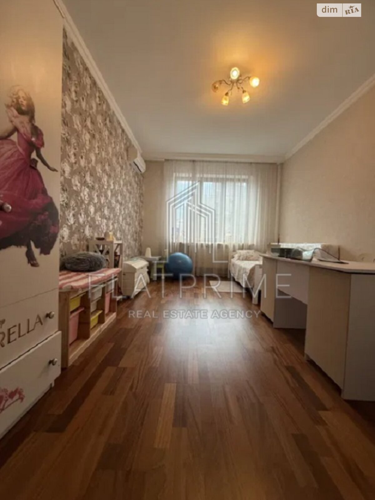 Продаж трикімнатної квартири в Києві, на вул. Антоновича 103, район Нова забудова фото 1 Продаж трикімнатної квартири в Києві, на вул. Антоновича 103, район Нова забудова фото 1