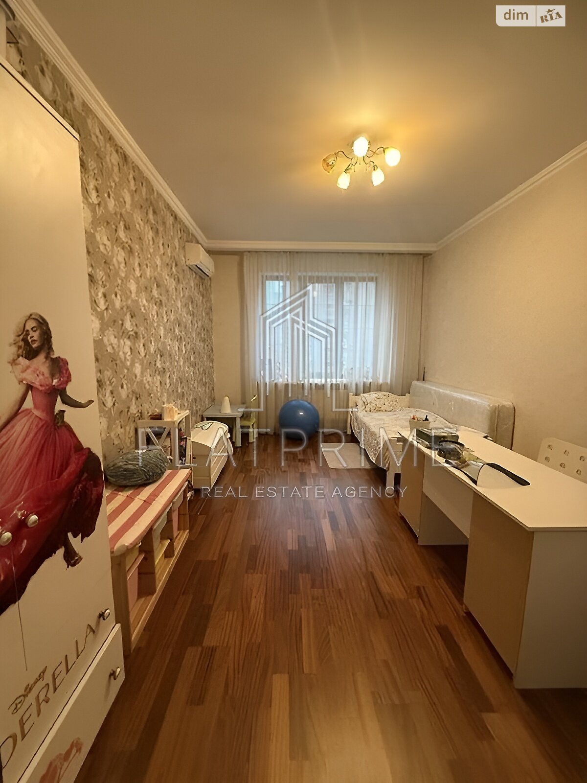 Продаж трикімнатної квартири в Києві, на вул. Антоновича 103, район Нова забудова фото 1 Продаж трикімнатної квартири в Києві, на вул. Антоновича 103, район Нова забудова фото 1