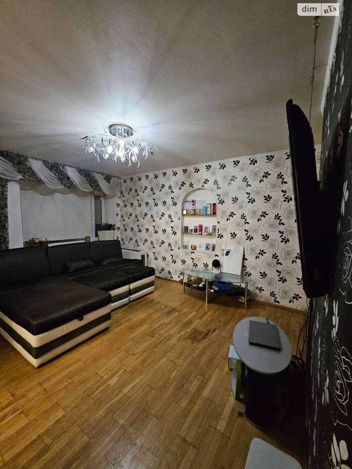 Продаж трикімнатної квартири в Києві, на вул. Антоновича 122, район Нова забудова фото 1 Продаж трикімнатної квартири в Києві, на вул. Антоновича 122, район Нова забудова фото 1