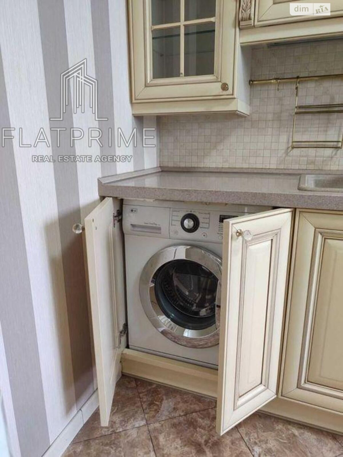 Продажа двухкомнатной квартиры в Киеве, на ул. Антоновича 165, район Новое строение фото 1 Продажа двухкомнатной квартиры в Киеве, на ул. Антоновича 165, район Новое строение фото 1
