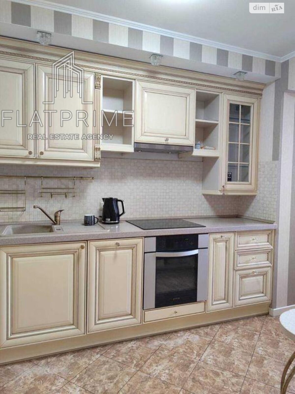 Продажа двухкомнатной квартиры в Киеве, на ул. Антоновича 165, район Новое строение фото 1 Продажа двухкомнатной квартиры в Киеве, на ул. Антоновича 165, район Новое строение фото 1