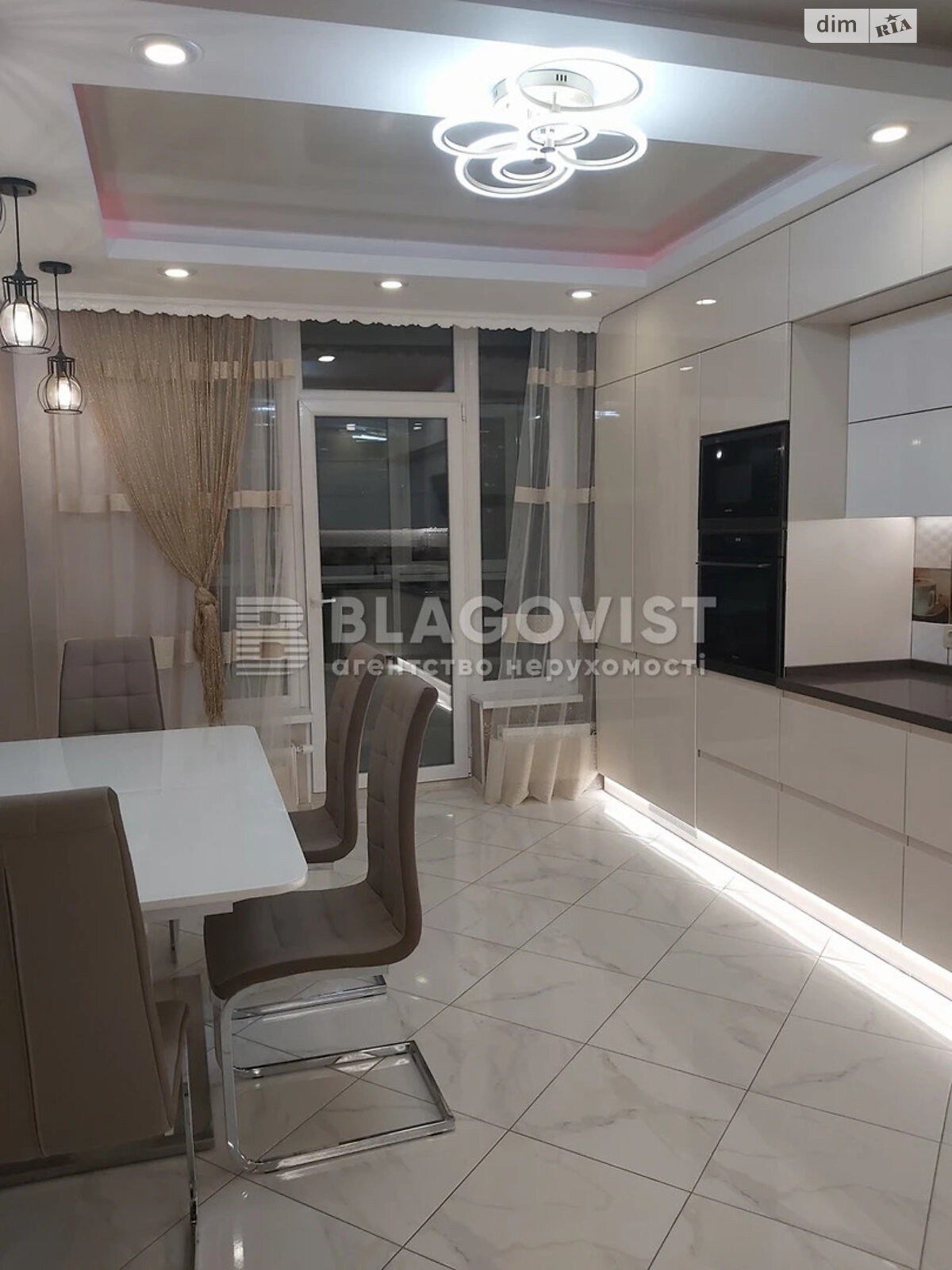 Продаж двокімнатної квартири в Києві, на вул. Антоновича 109, район Нова забудова фото 1 Продаж двокімнатної квартири в Києві, на вул. Антоновича 109, район Нова забудова фото 1