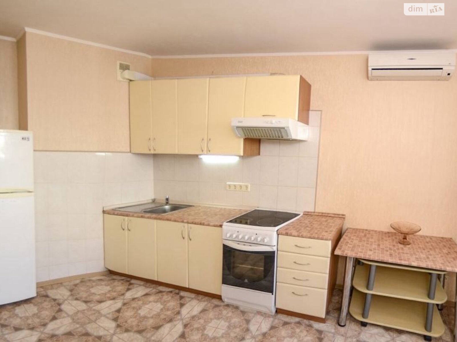 Продажа двухкомнатной квартиры в Киеве, на ул. Антоновича 154, район Новое строение фото 1 Продажа двухкомнатной квартиры в Киеве, на ул. Антоновича 154, район Новое строение фото 1