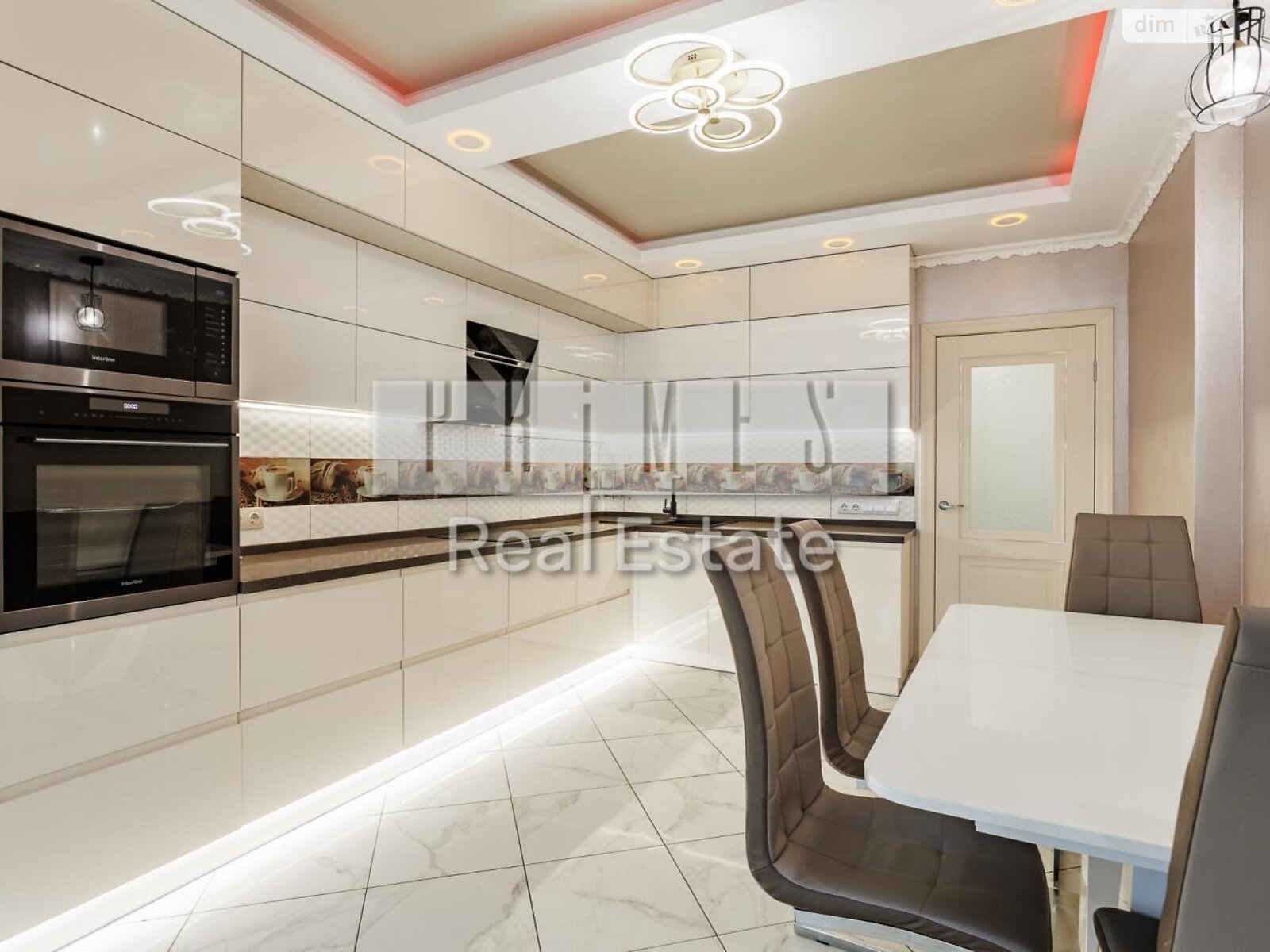 Продажа двухкомнатной квартиры в Киеве, на ул. Антоновича 109, район Новое строение фото 1 Продажа двухкомнатной квартиры в Киеве, на ул. Антоновича 109, район Новое строение фото 1