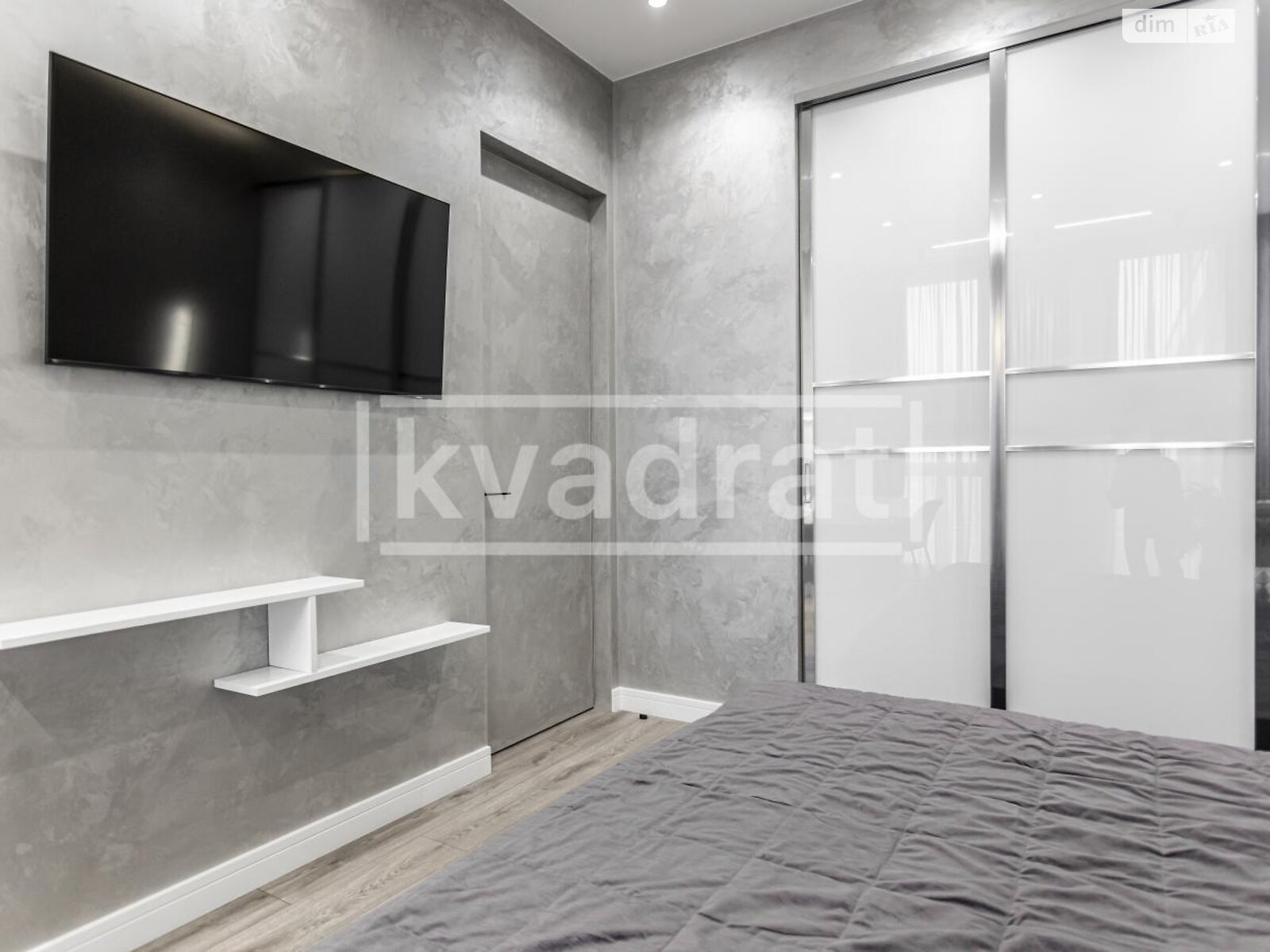 Продажа однокомнатной квартиры в Киеве, на ул. Антоновича 44, район Голосеевский фото 1 Продажа однокомнатной квартиры в Киеве, на ул. Антоновича 44, район Голосеевский фото 1