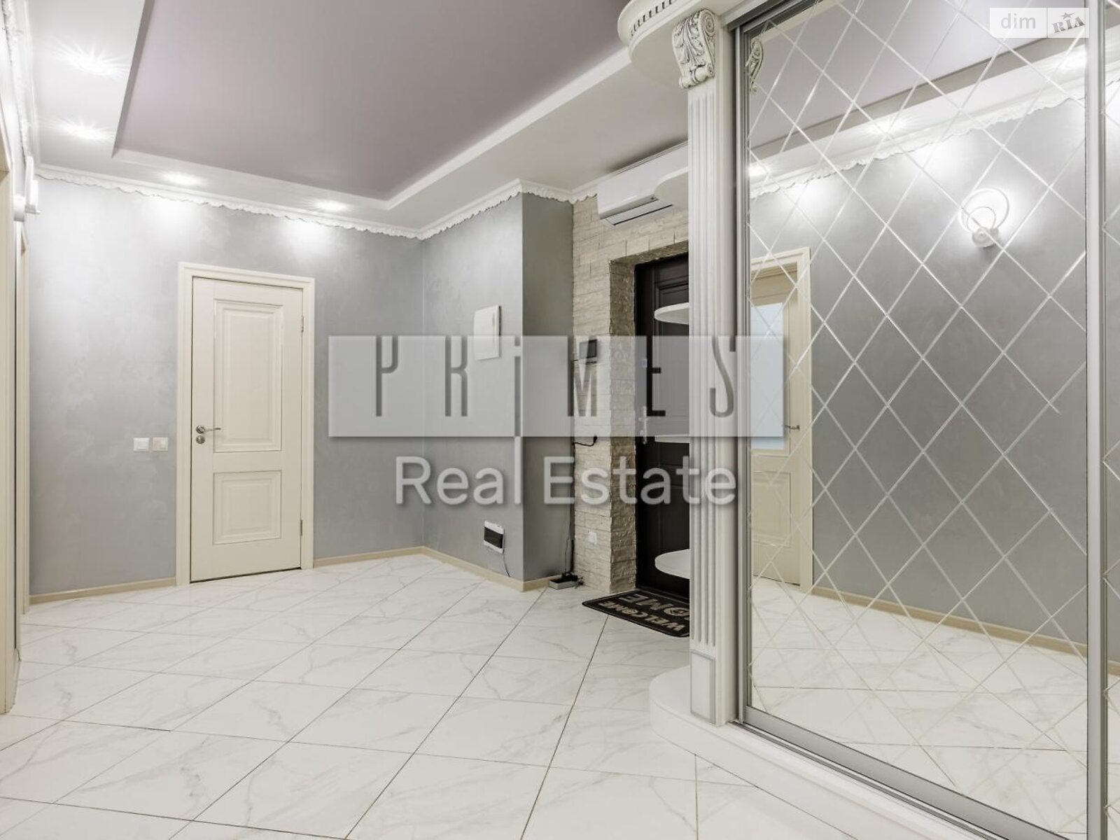 Продажа трехкомнатной квартиры в Киеве, на ул. Антоновича 109, район Новое строение фото 1 Продажа трехкомнатной квартиры в Киеве, на ул. Антоновича 109, район Новое строение фото 1