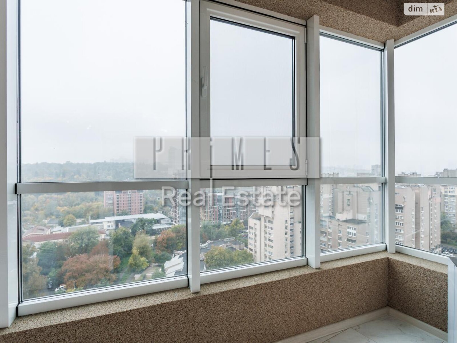 Продажа трехкомнатной квартиры в Киеве, на ул. Антоновича 109, район Новое строение фото 1 Продажа трехкомнатной квартиры в Киеве, на ул. Антоновича 109, район Новое строение фото 1