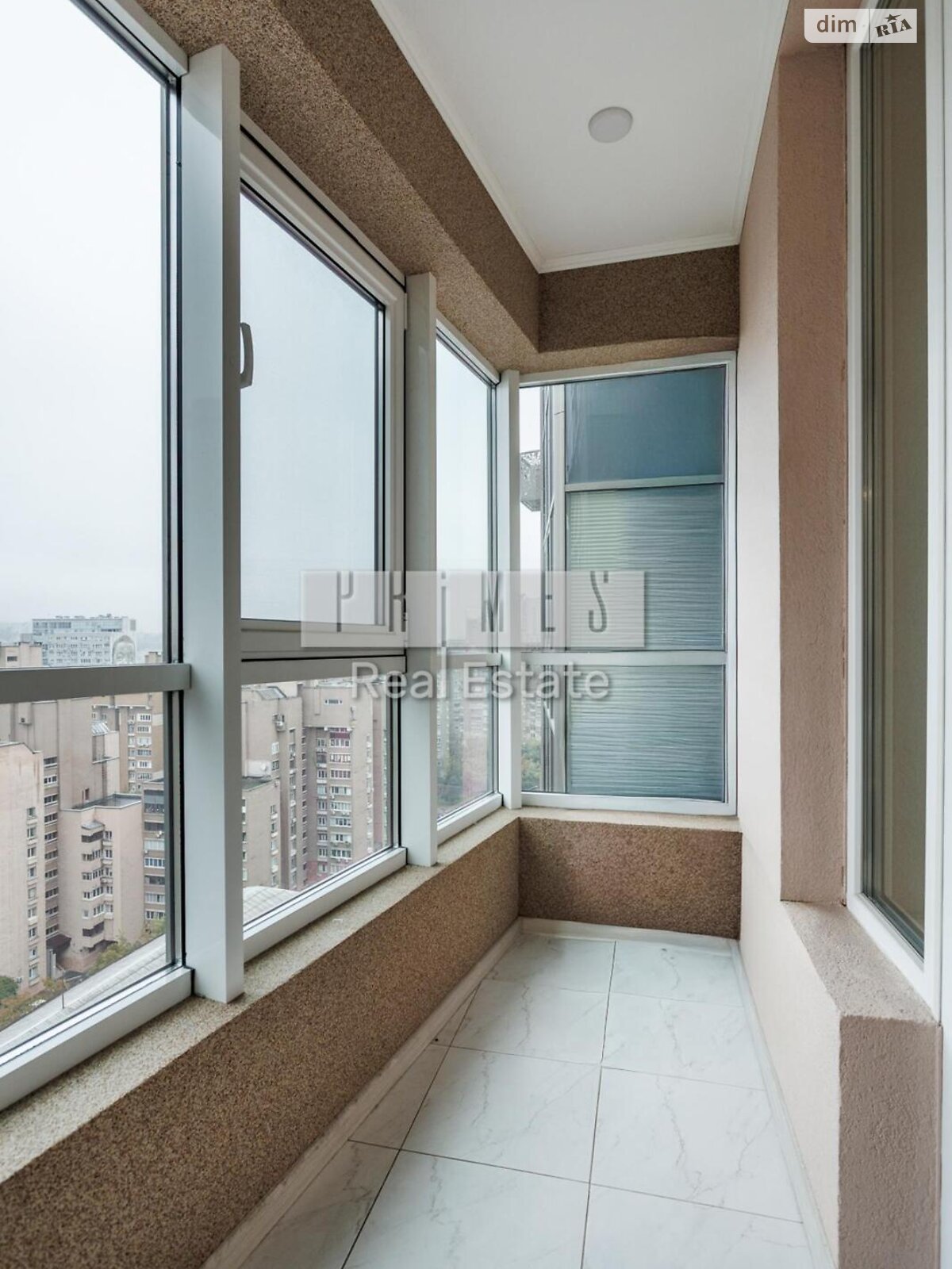 Продажа трехкомнатной квартиры в Киеве, на ул. Антоновича 109, район Новое строение фото 1 Продажа трехкомнатной квартиры в Киеве, на ул. Антоновича 109, район Новое строение фото 1