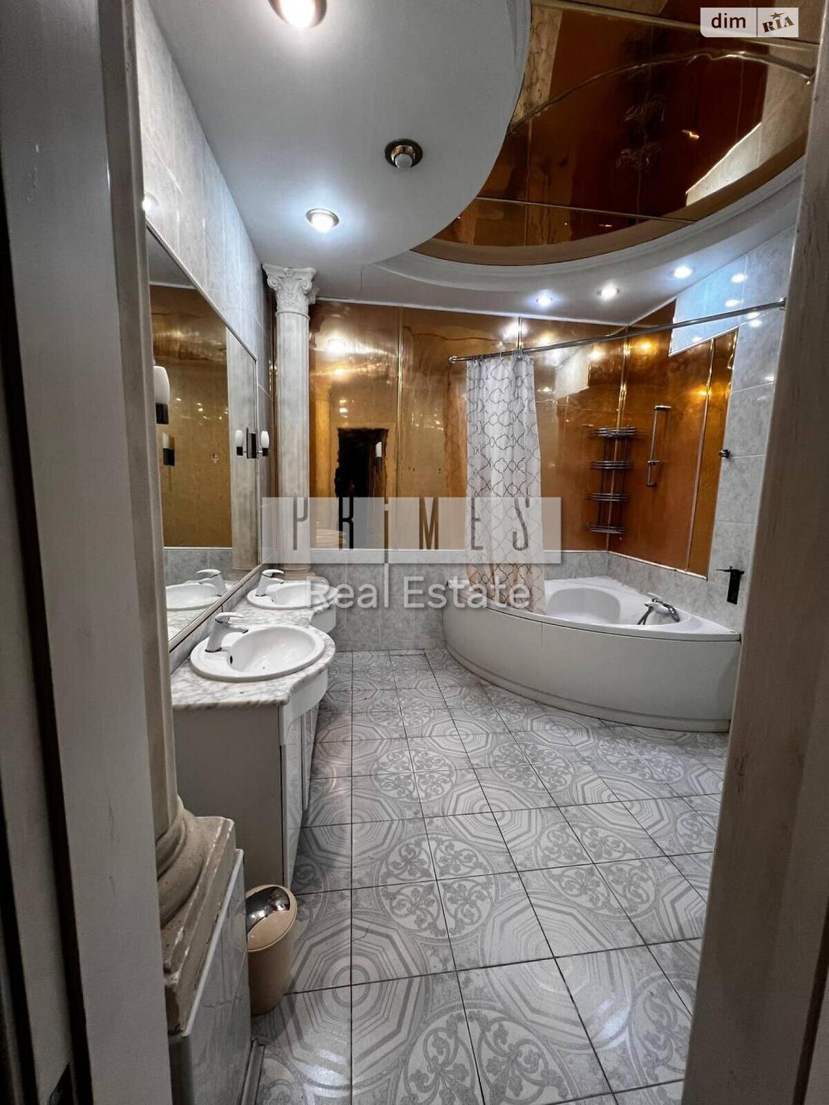 Продажа пятикомнатной квартиры в Киеве, на ул. Антоновича 14, район Новое строение фото 1