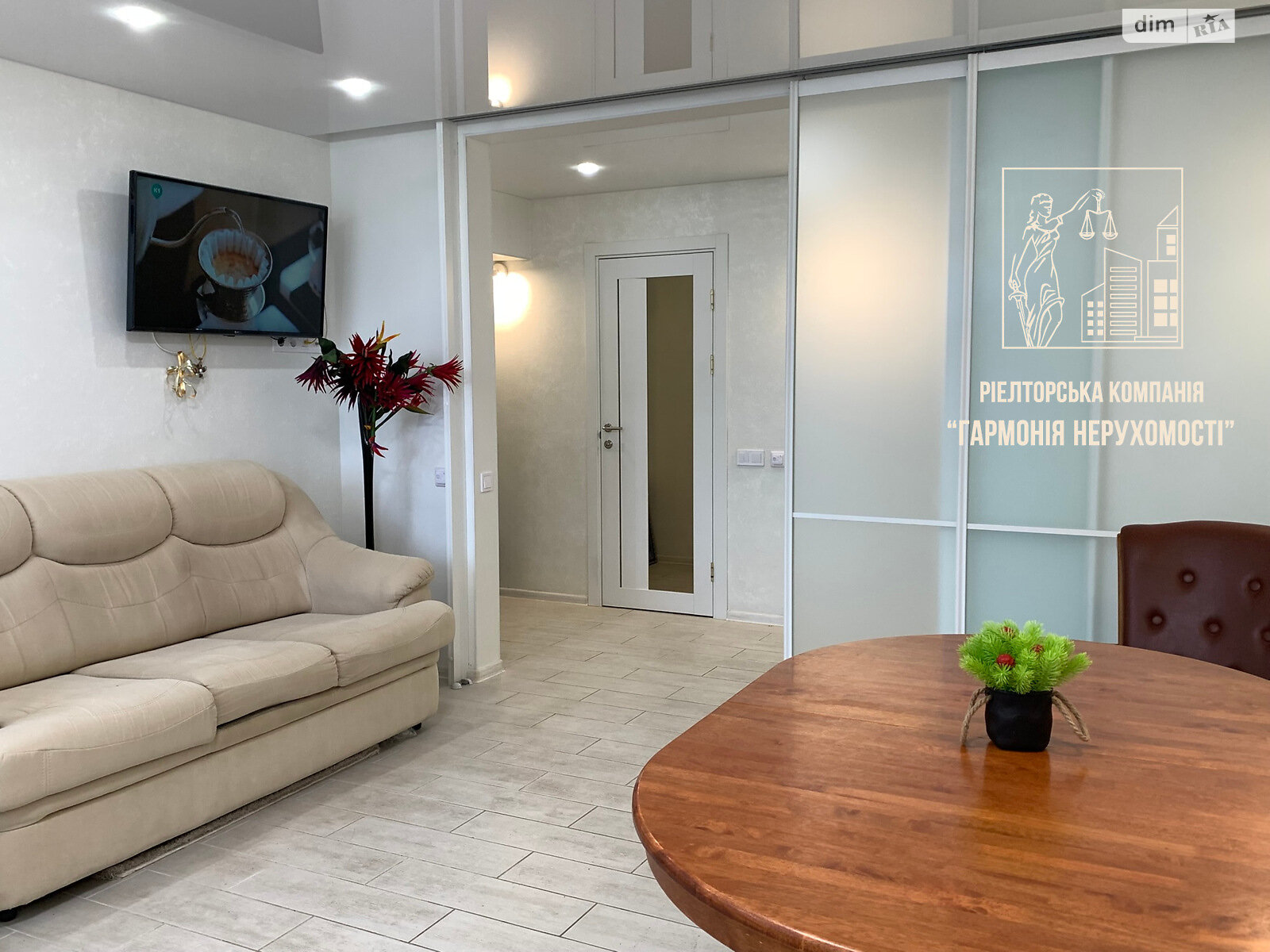 Продажа трехкомнатной квартиры в Киеве, на ул. Антоновича 103А, район Новое строение фото 1 Продажа трехкомнатной квартиры в Киеве, на ул. Антоновича 103А, район Новое строение фото 1