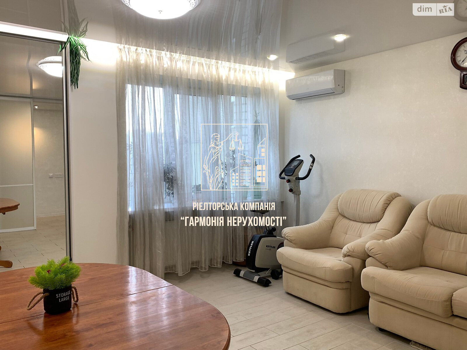 Продажа трехкомнатной квартиры в Киеве, на ул. Антоновича 103А, район Новое строение фото 1 Продажа трехкомнатной квартиры в Киеве, на ул. Антоновича 103А, район Новое строение фото 1