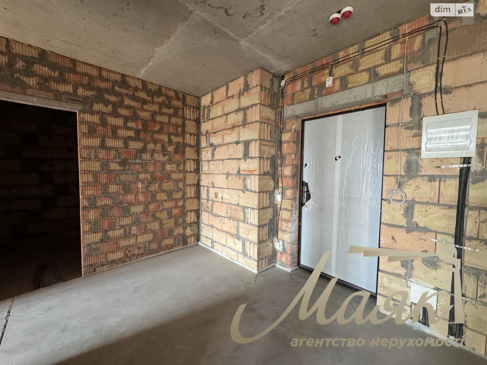 Продажа двухкомнатной квартиры в Киеве, на ул. Антоновича 109, район Новое строение фото 1