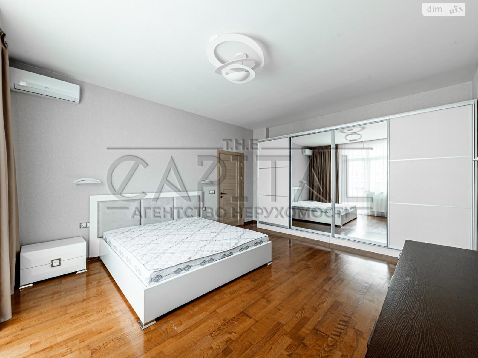 Продажа трехкомнатной квартиры в Киеве, на ул. Антоновича 131, район Новое строение фото 1