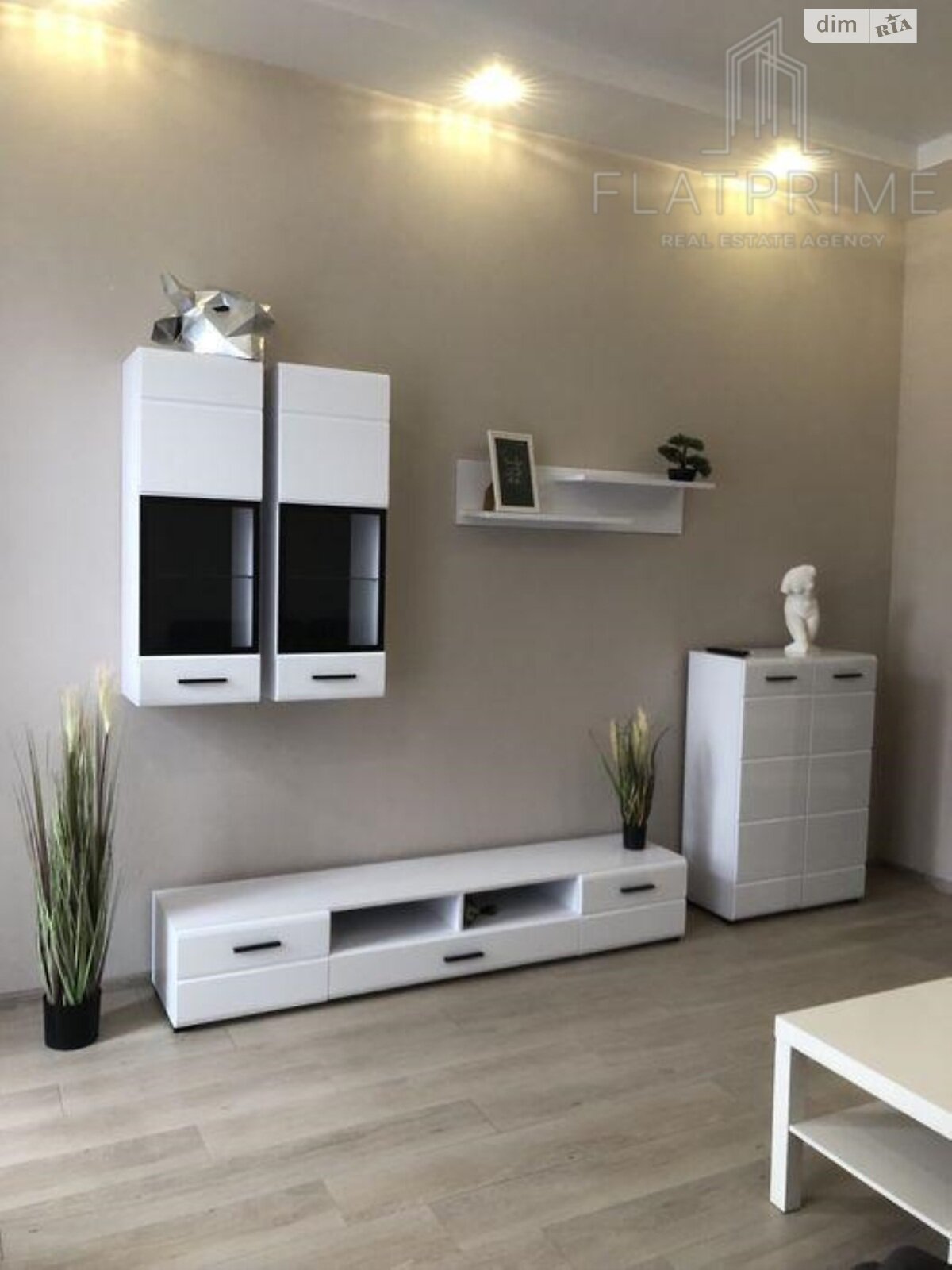 Продажа двухкомнатной квартиры в Киеве, на ул. Большая Васильковская 82, район Новое строение фото 1 Продажа двухкомнатной квартиры в Киеве, на ул. Большая Васильковская 82, район Новое строение фото 1