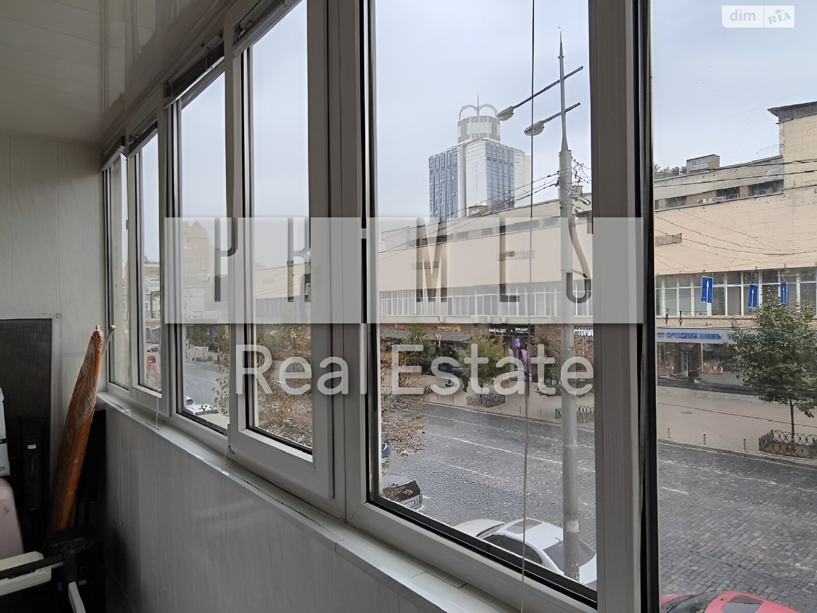 Продажа трехкомнатной квартиры в Киеве, на ул. Большая Васильковская 80, район Новое строение фото 1 Продажа трехкомнатной квартиры в Киеве, на ул. Большая Васильковская 80, район Новое строение фото 1