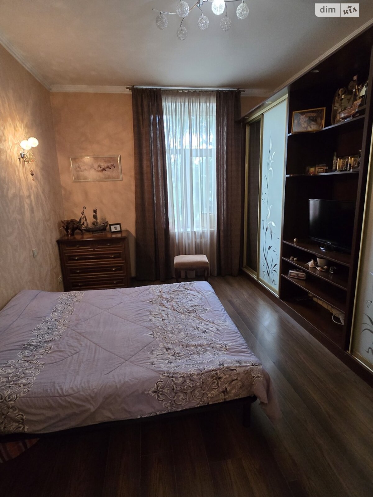 Продаж чотирикімнатної квартири в Києві, на вул. Велика Васильківська 42, район Нова забудова фото 1 Продаж чотирикімнатної квартири в Києві, на вул. Велика Васильківська 42, район Нова забудова фото 1
