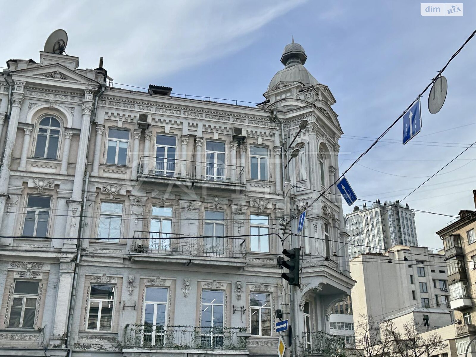Продажа восьмикомнатной квартиры в Киеве, на ул. Жилянская 5/60, район Новое строение фото 1 Продажа восьмикомнатной квартиры в Киеве, на ул. Жилянская 5/60, район Новое строение фото 1