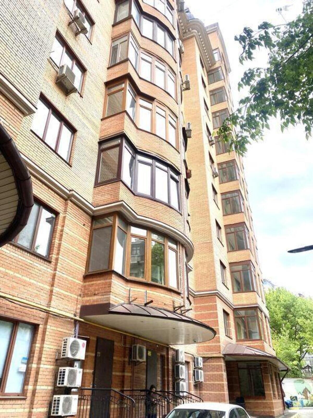 Продажа трехкомнатной квартиры в Киеве, на ул. Жилянская 30А, район Новое строение фото 1 Продажа трехкомнатной квартиры в Киеве, на ул. Жилянская 30А, район Новое строение фото 1