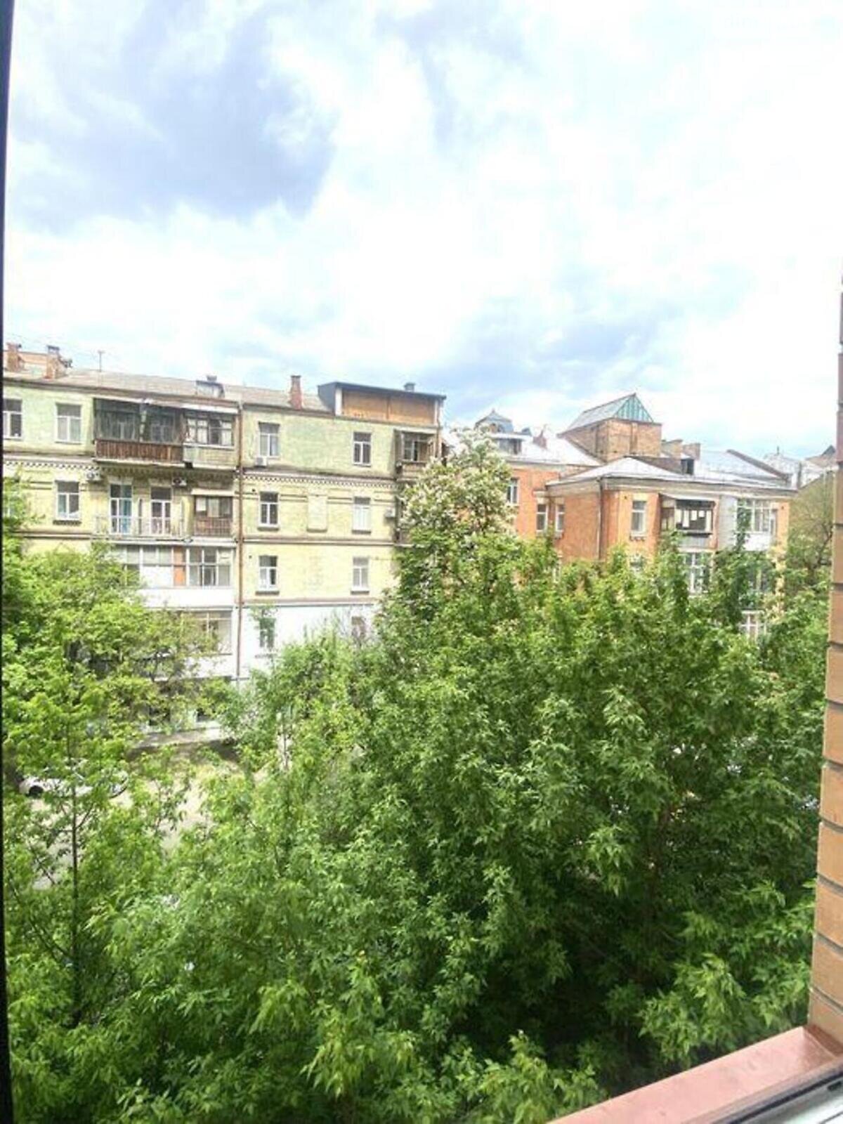 Продажа трехкомнатной квартиры в Киеве, на ул. Жилянская 30А, район Новое строение фото 1 Продажа трехкомнатной квартиры в Киеве, на ул. Жилянская 30А, район Новое строение фото 1