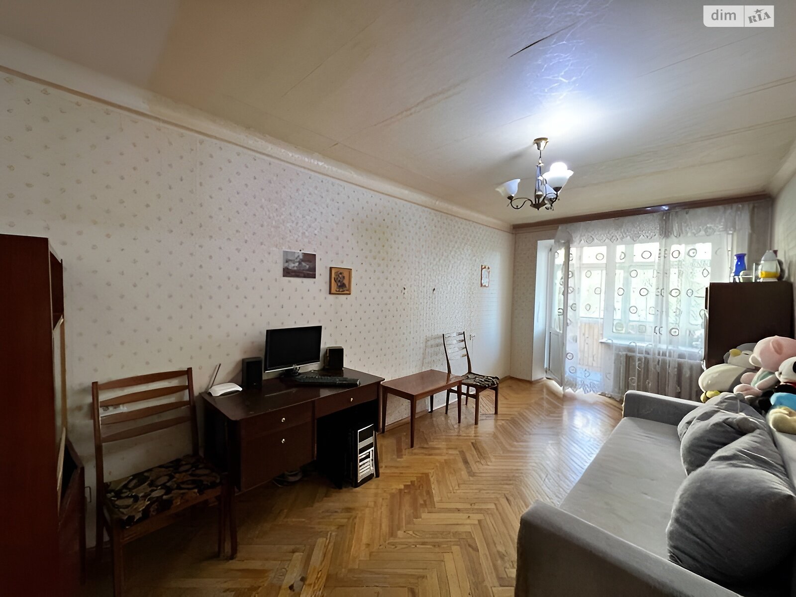 Продаж трикімнатної квартири в Києві, на вул. Лабораторна 15, район Нова забудова фото 1 Продаж трикімнатної квартири в Києві, на вул. Лабораторна 15, район Нова забудова фото 1