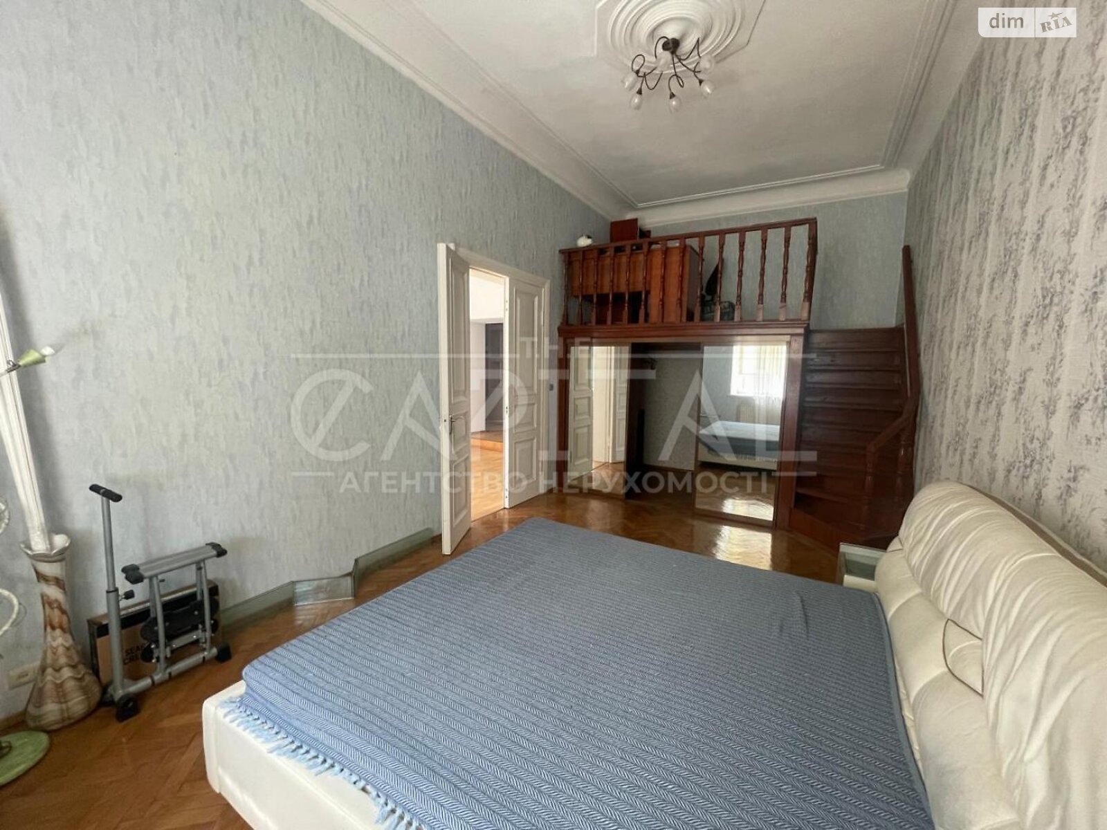Продаж п`ятикімнатної квартири в Києві, на вул. Саксаганського 28, район Нова забудова фото 1 Продаж п`ятикімнатної квартири в Києві, на вул. Саксаганського 28, район Нова забудова фото 1