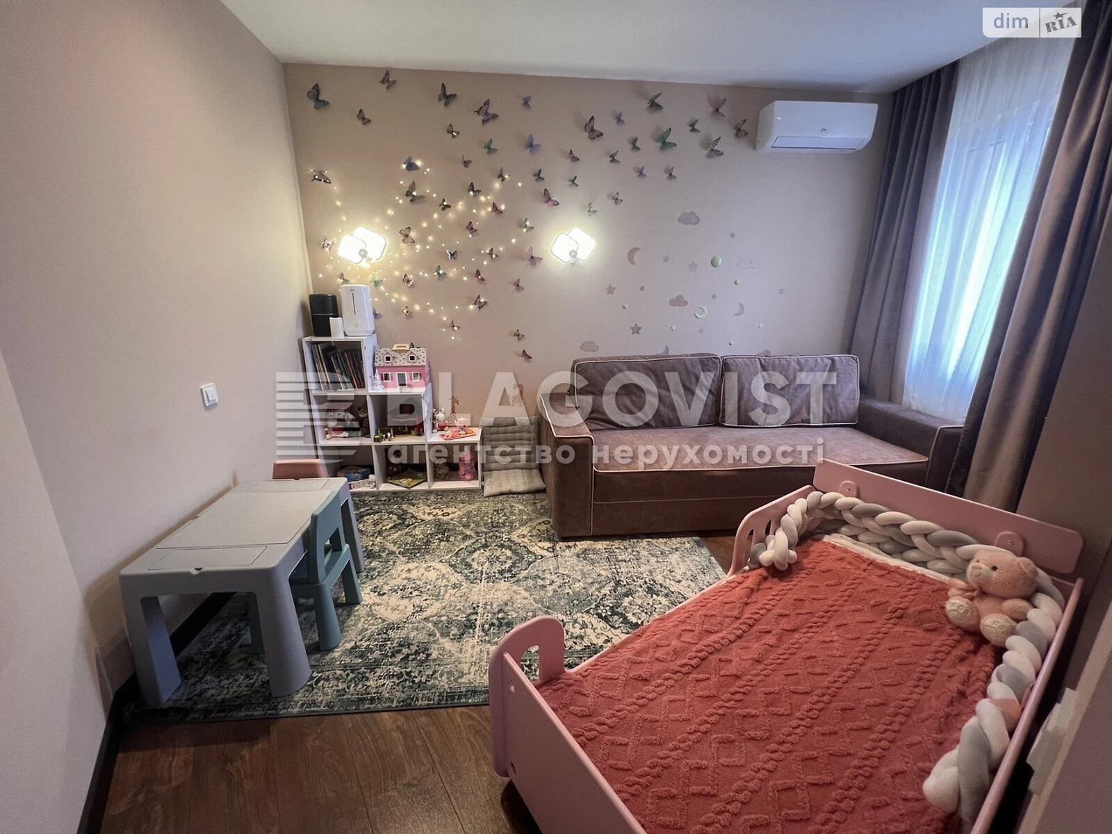 Продажа трехкомнатной квартиры в Киеве, на ул. Новополевая 2 корпус 2, фото 1 Продажа трехкомнатной квартиры в Киеве, на ул. Новополевая 2 корпус 2, фото 1