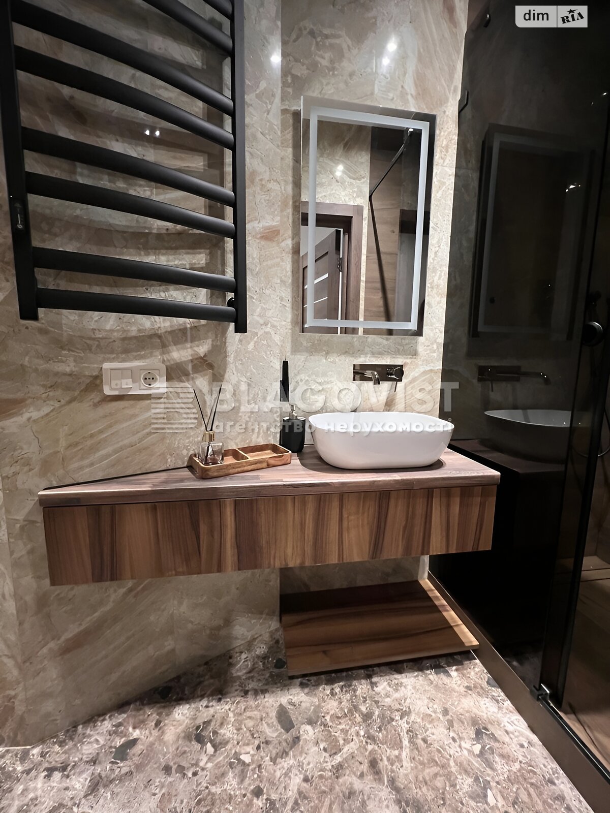 Продажа трехкомнатной квартиры в Киеве, на ул. Новополевая 2 корпус 2, фото 1 Продажа трехкомнатной квартиры в Киеве, на ул. Новополевая 2 корпус 2, фото 1