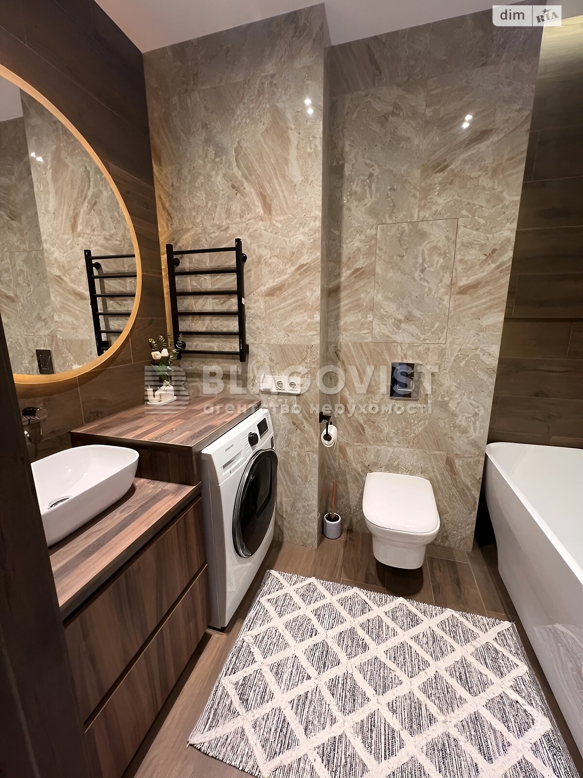 Продажа трехкомнатной квартиры в Киеве, на ул. Новополевая 2 корпус 2, фото 1 Продажа трехкомнатной квартиры в Киеве, на ул. Новополевая 2 корпус 2, фото 1