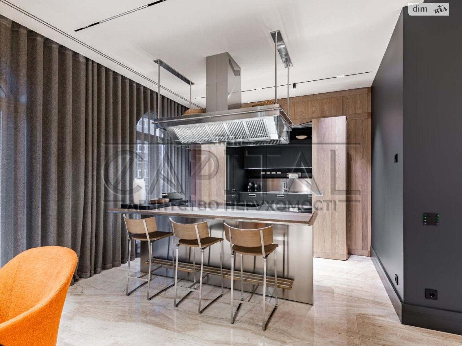 Продажа трехкомнатной квартиры в Киеве, на ул. Новоселицкая 10, фото 1 Продажа трехкомнатной квартиры в Киеве, на ул. Новоселицкая 10, фото 1