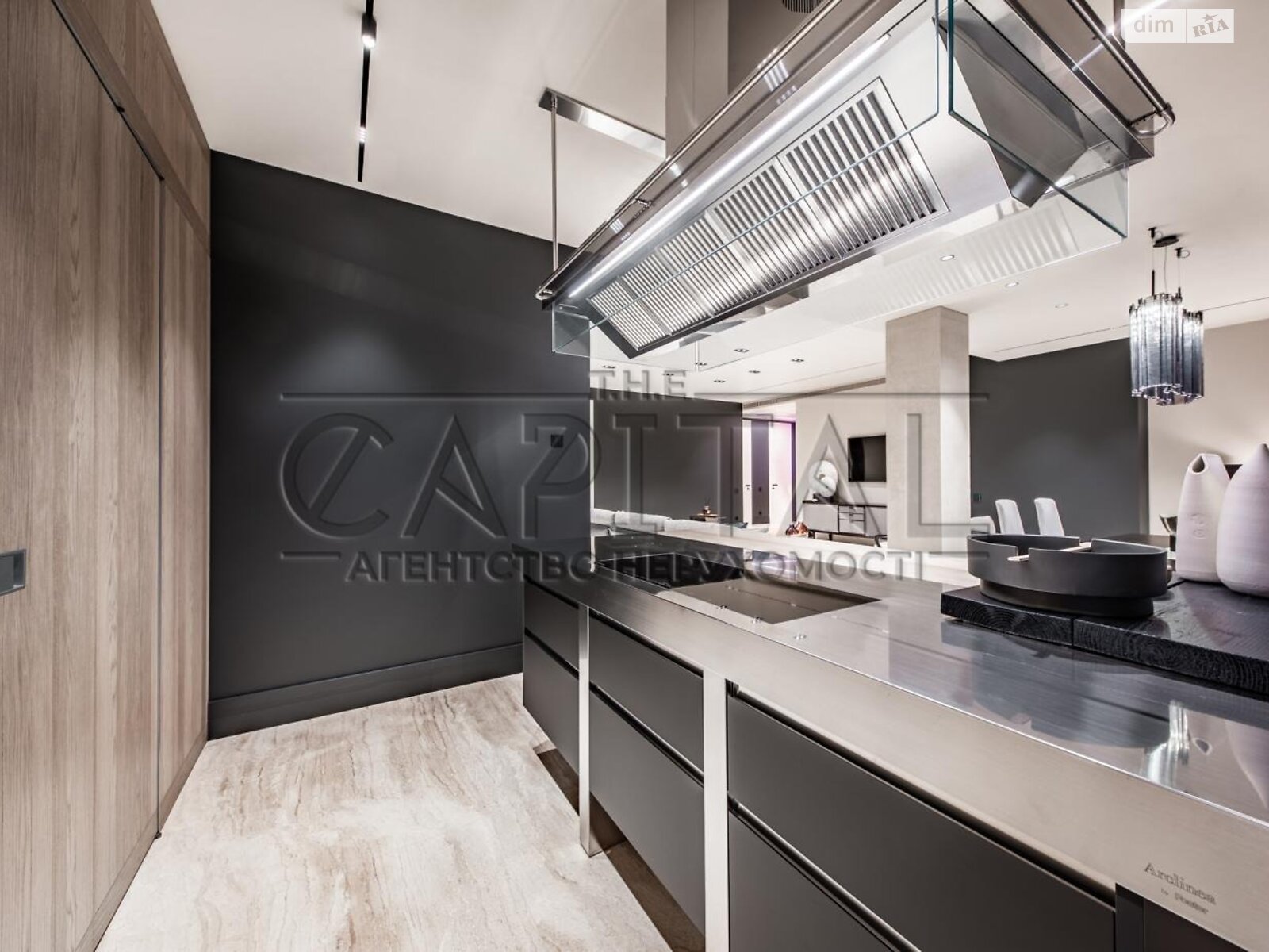 Продажа трехкомнатной квартиры в Киеве, на ул. Новоселицкая 10, фото 1 Продажа трехкомнатной квартиры в Киеве, на ул. Новоселицкая 10, фото 1