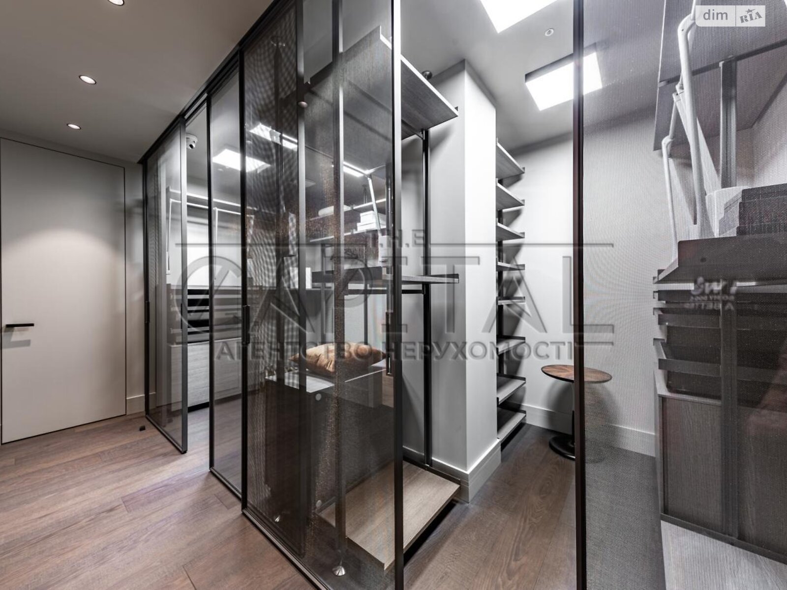 Продажа трехкомнатной квартиры в Киеве, на ул. Новоселицкая 10, фото 1 Продажа трехкомнатной квартиры в Киеве, на ул. Новоселицкая 10, фото 1