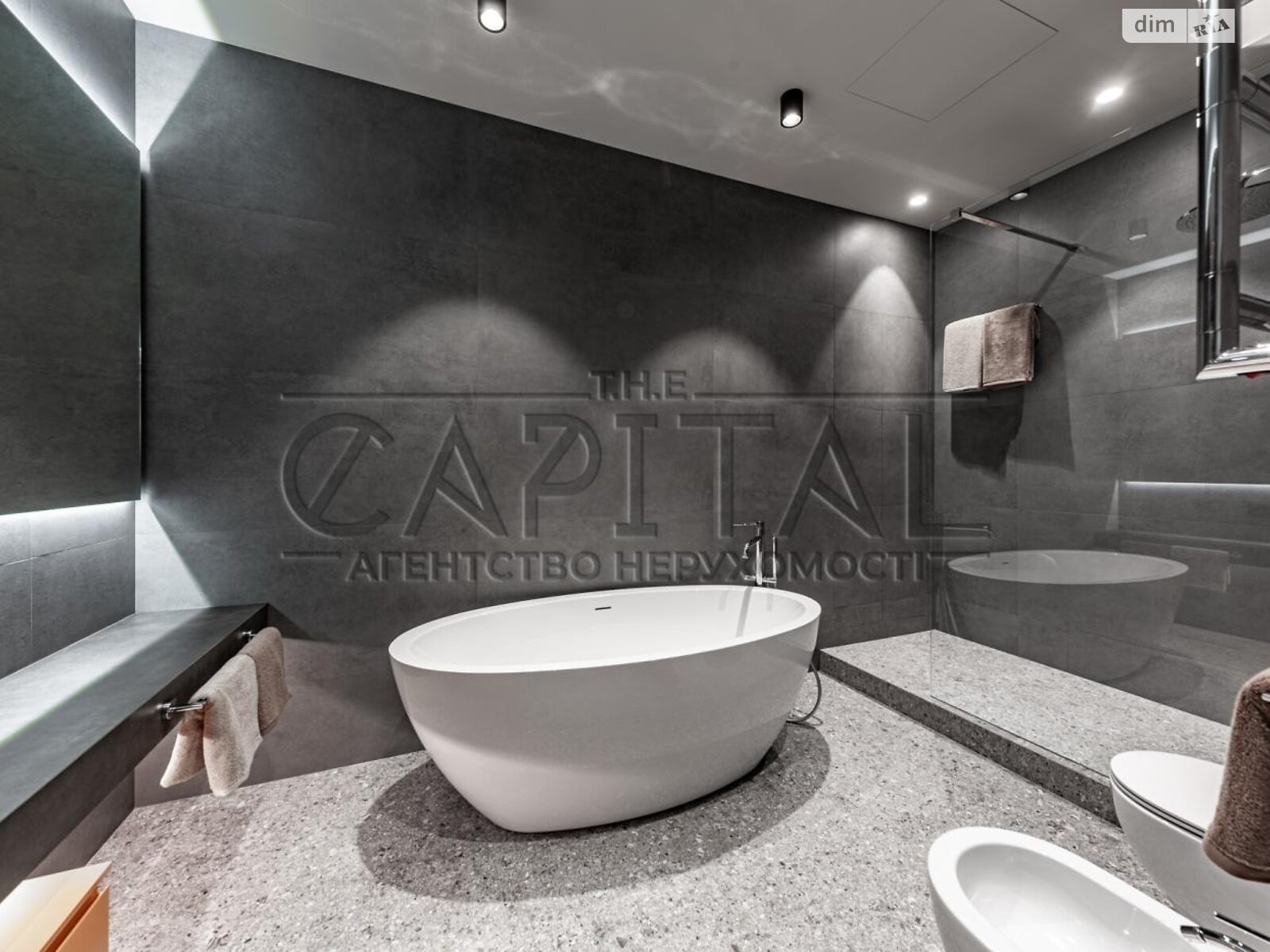 Продажа трехкомнатной квартиры в Киеве, на ул. Новоселицкая 10, фото 1 Продажа трехкомнатной квартиры в Киеве, на ул. Новоселицкая 10, фото 1