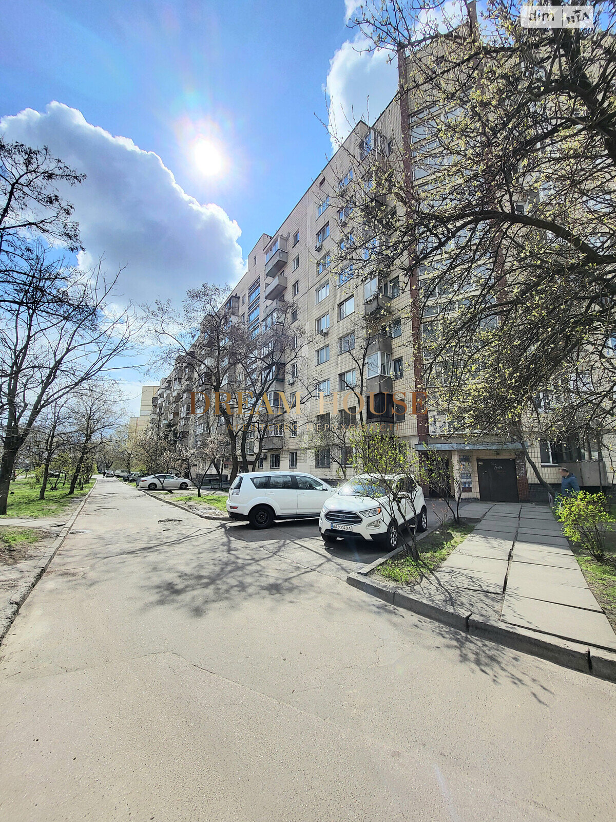 Продаж чотирикімнатної квартири в Києві, на вул. Олександра Архипенка 12/3, район Оболонь фото 1 Продаж чотирикімнатної квартири в Києві, на вул. Олександра Архипенка 12/3, район Оболонь фото 1