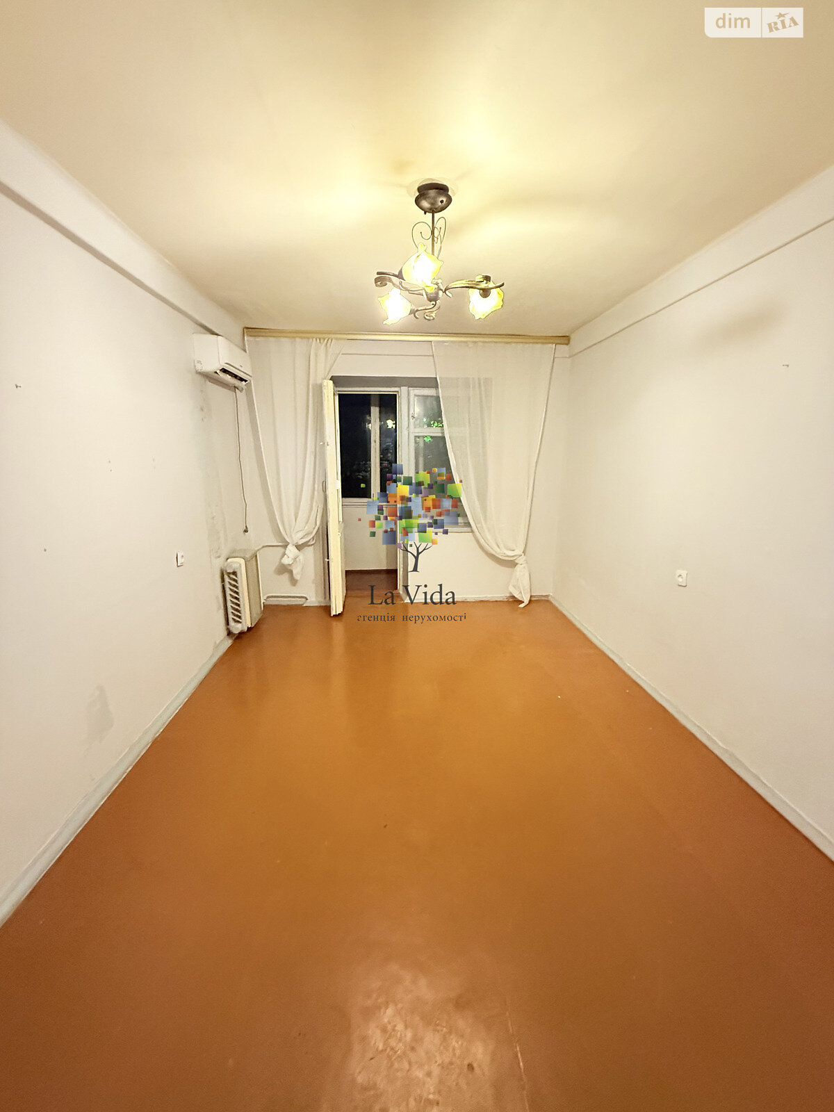 Продаж трикімнатної квартири в Києві, на вул. Олександра Архипенка 1/12, район undefined фото 1