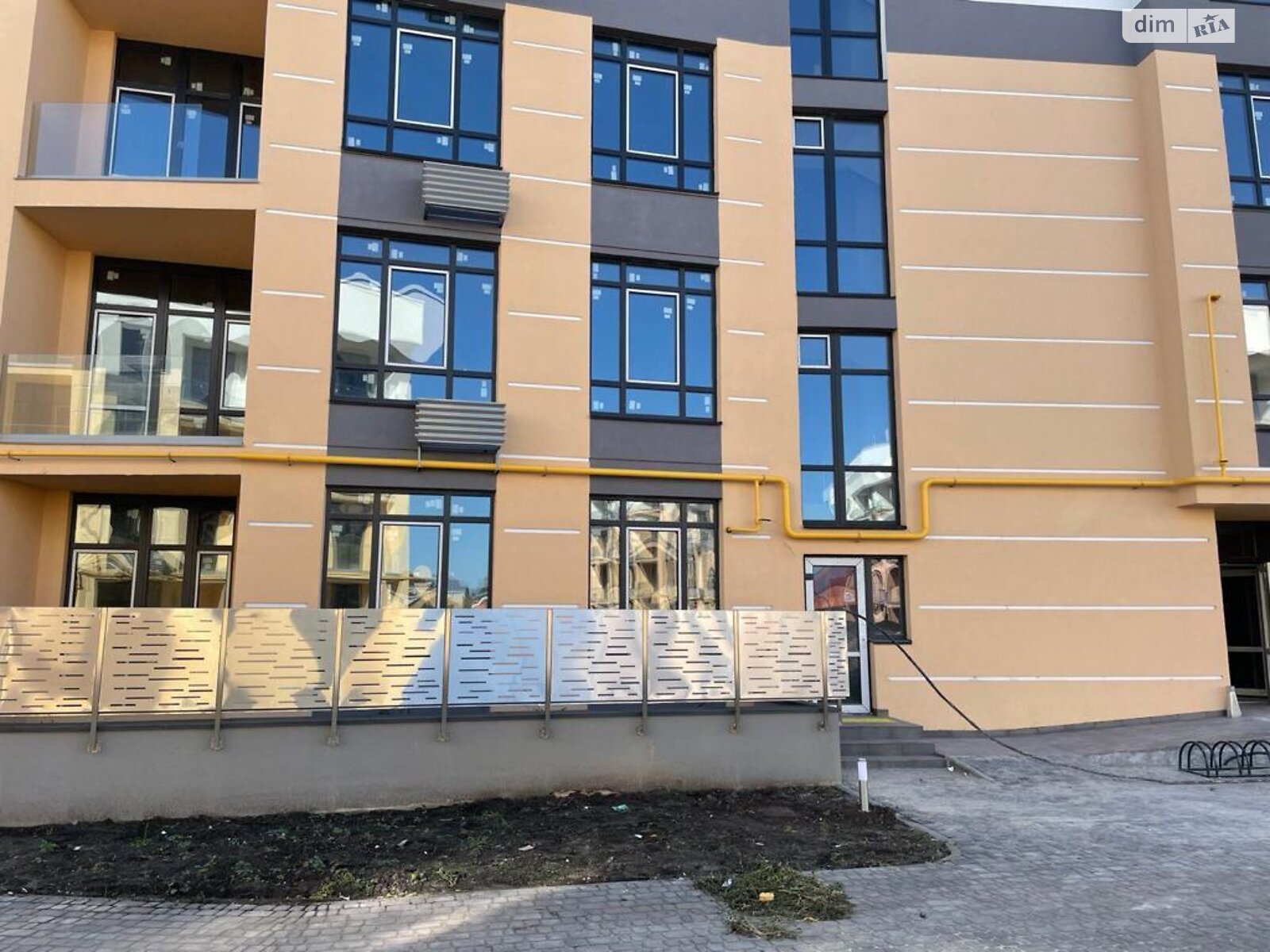 Продаж трикімнатної квартири в Києві, на вул. Дубищанська, кв. 32, район Оболонь фото 1 Продаж трикімнатної квартири в Києві, на вул. Дубищанська, кв. 32, район Оболонь фото 1