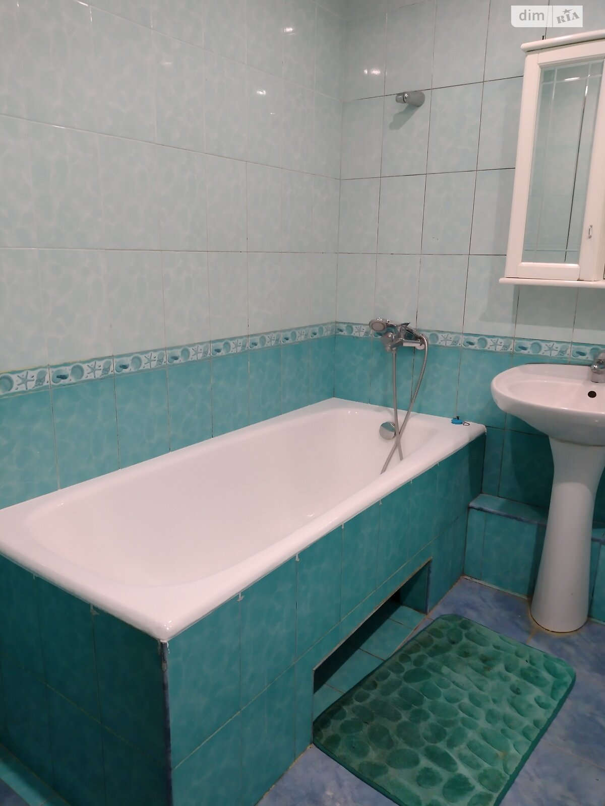 Продажа трехкомнатной квартиры в Киеве, на ул. Героев Днепра 22, район Оболонь фото 1 Продажа трехкомнатной квартиры в Киеве, на ул. Героев Днепра 22, район Оболонь фото 1