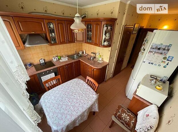 Продажа трехкомнатной квартиры в Киеве, на ул. Героев Днепра 5 район Оболонь фото 1 Продажа трехкомнатной квартиры в Киеве, на ул. Героев Днепра 5 район Оболонь фото 1