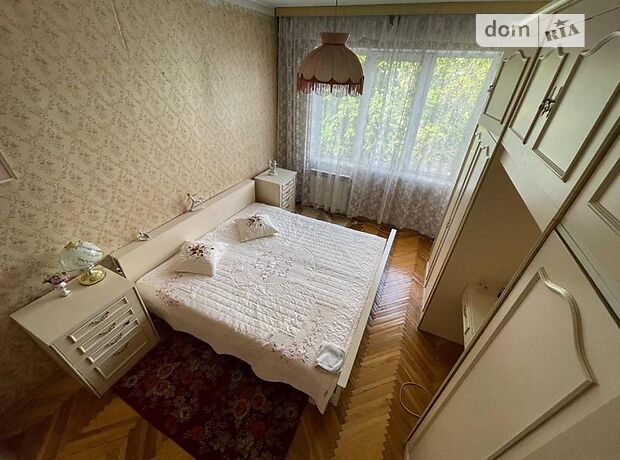 Продажа трехкомнатной квартиры в Киеве, на ул. Героев Днепра 5 район Оболонь фото 1 Продажа трехкомнатной квартиры в Киеве, на ул. Героев Днепра 5 район Оболонь фото 1