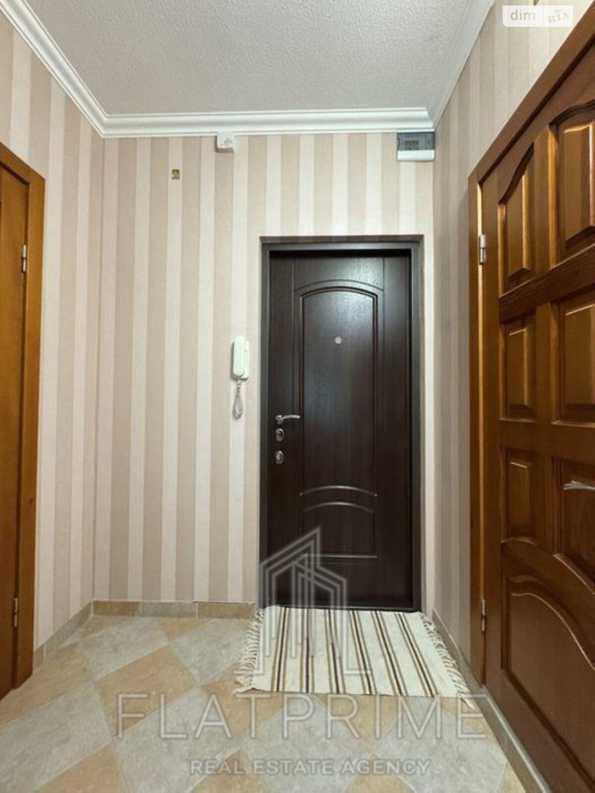 Продажа однокомнатной квартиры в Киеве, на ул. Героев Днепра 75, район Оболонь фото 1 Продажа однокомнатной квартиры в Киеве, на ул. Героев Днепра 75, район Оболонь фото 1