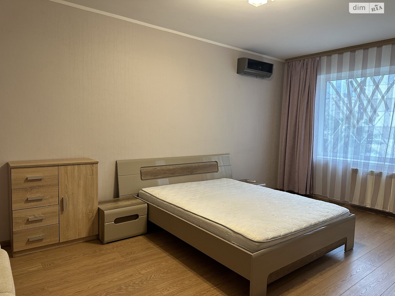 Продаж однокімнатної квартири в Києві, на вул. Героїв Дніпра 75, район Оболонь фото 1 Продаж однокімнатної квартири в Києві, на вул. Героїв Дніпра 75, район Оболонь фото 1