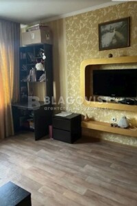 Продажа трехкомнатной квартиры в Киеве, на ул. Героев Днепра 35, район Оболонь фото 2