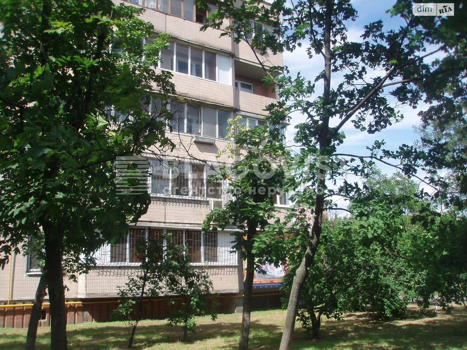 Продажа трехкомнатной квартиры в Киеве, на ул. Героев Днепра 35, район Оболонь фото 1 Продажа трехкомнатной квартиры в Киеве, на ул. Героев Днепра 35, район Оболонь фото 1