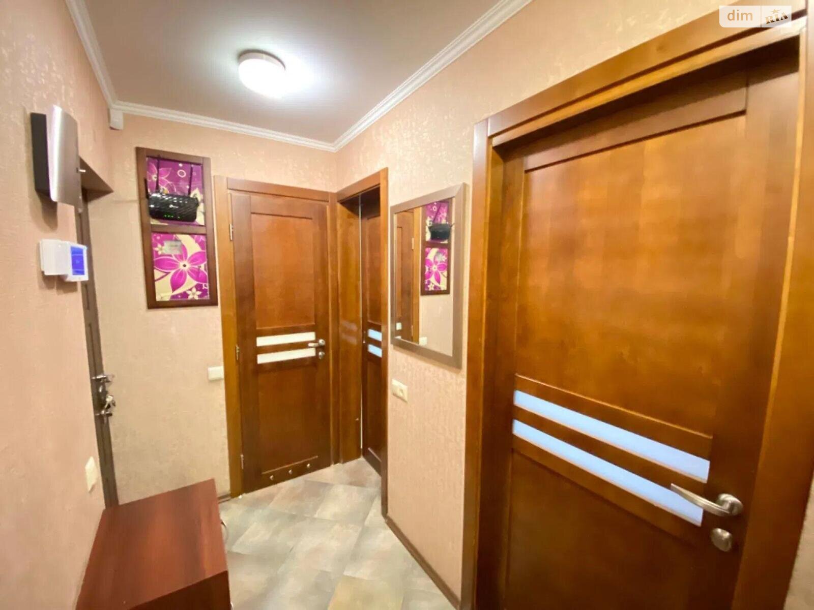 Продажа трехкомнатной квартиры в Киеве, на ул. Героев полка АЗОВ 32, район Оболонь фото 1 Продажа трехкомнатной квартиры в Киеве, на ул. Героев полка АЗОВ 32, район Оболонь фото 1