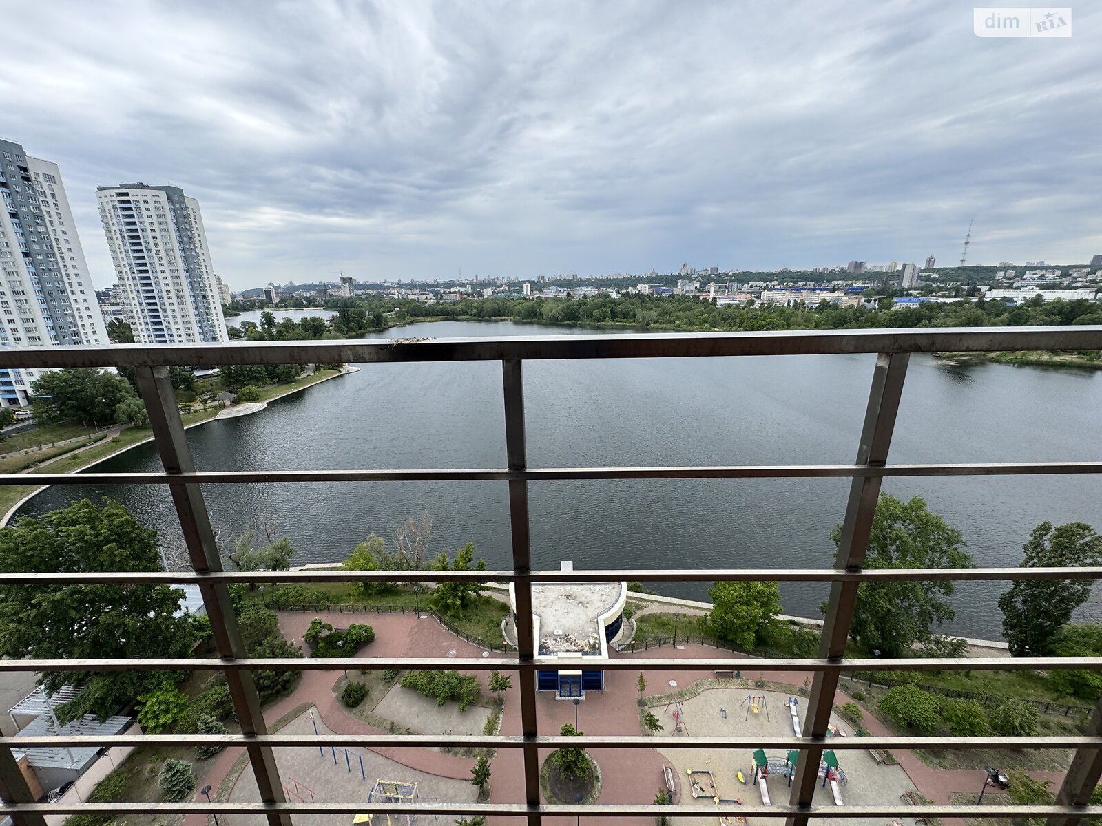 Продажа однокомнатной квартиры в Киеве, на ул. Героев полка АЗОВ 8, район Оболонь фото 1 Продажа однокомнатной квартиры в Киеве, на ул. Героев полка АЗОВ 8, район Оболонь фото 1