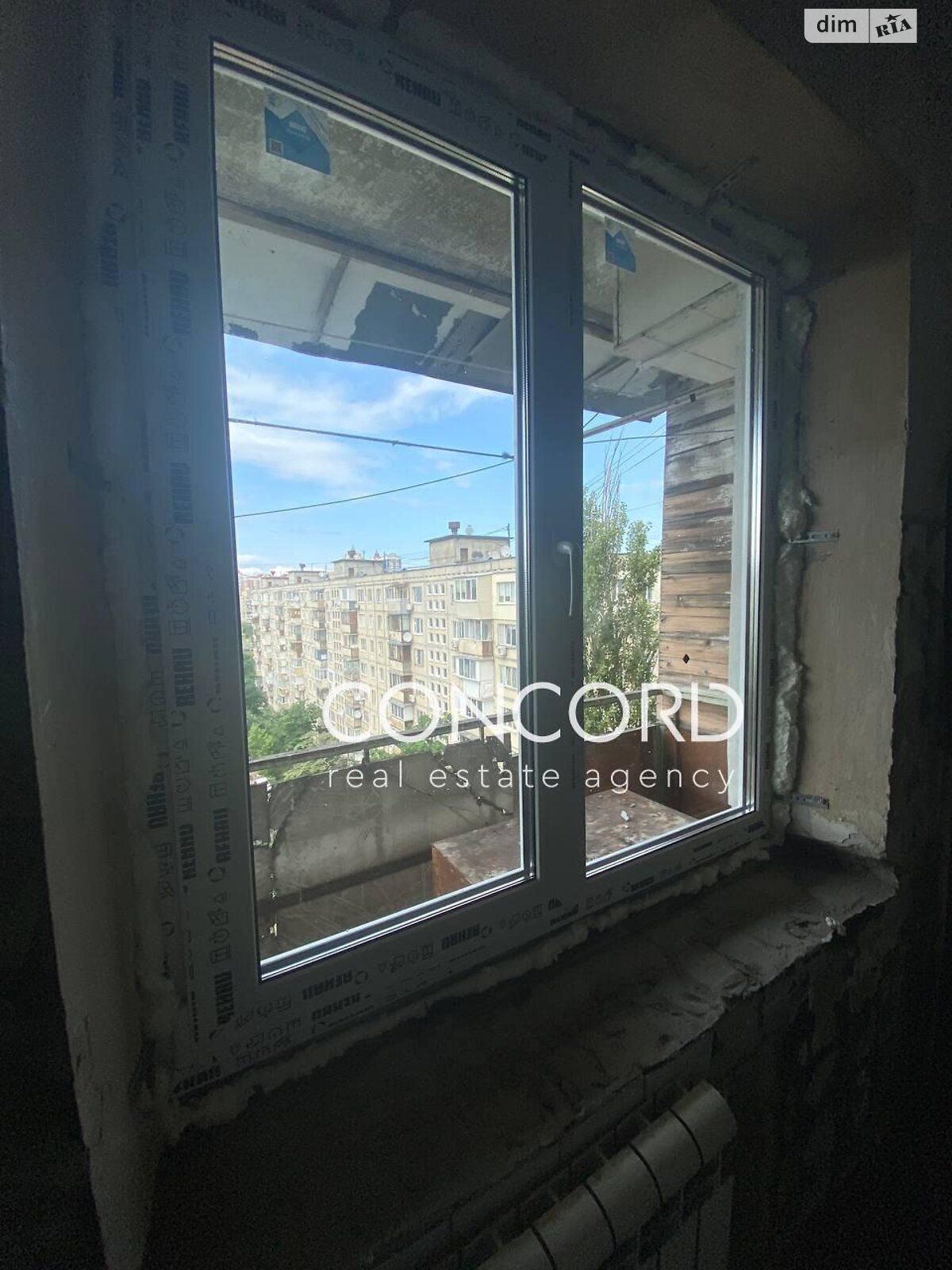 Продаж трикімнатної квартири в Києві, на вул. Героїв полку АЗОВ 3, район Оболонь фото 1 Продаж трикімнатної квартири в Києві, на вул. Героїв полку АЗОВ 3, район Оболонь фото 1
