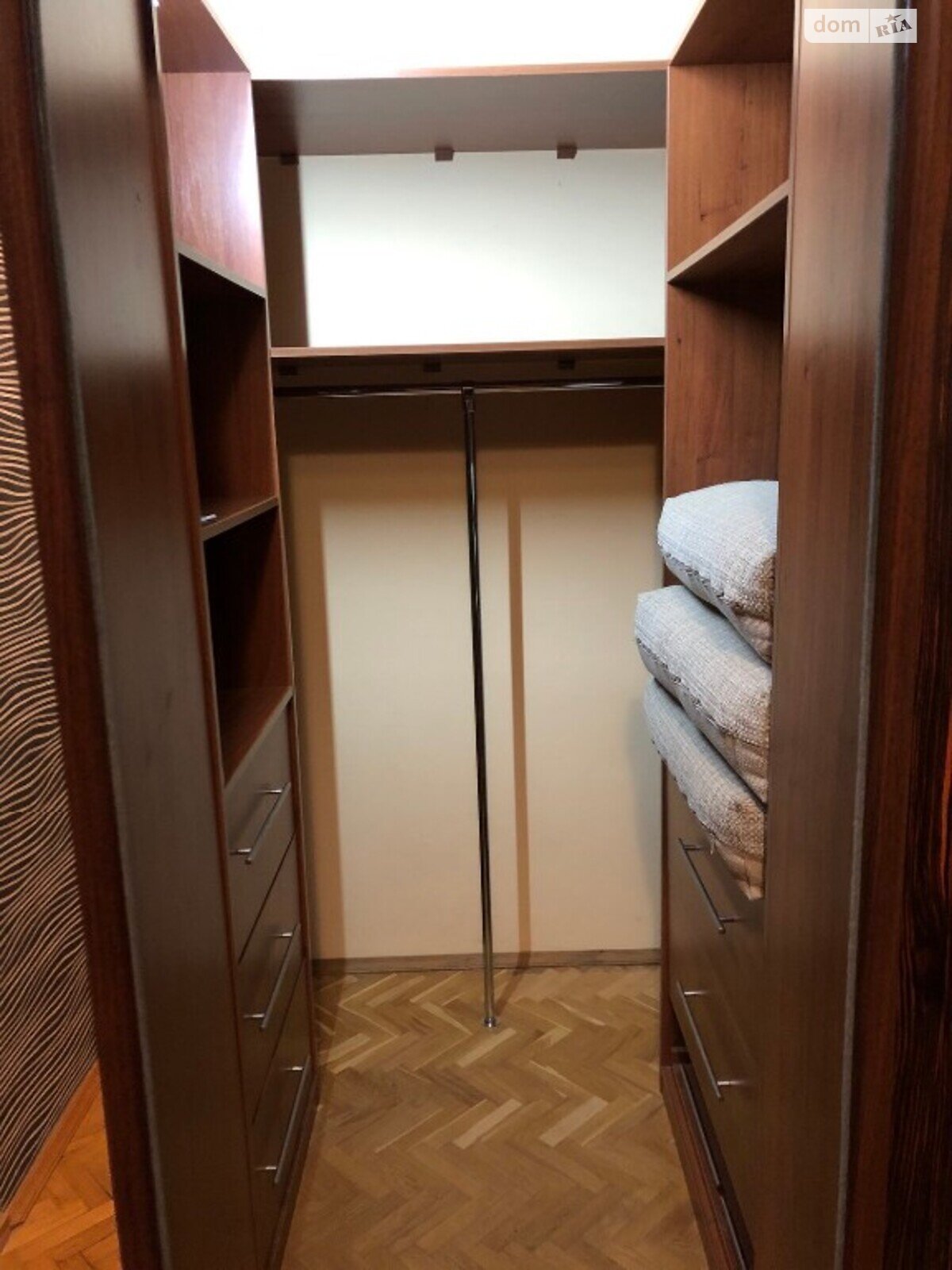 Продажа однокомнатной квартиры в Киеве, на просп. Владимира Ивасюка 16Д, район Оболонь фото 1 Продажа однокомнатной квартиры в Киеве, на просп. Владимира Ивасюка 16Д, район Оболонь фото 1